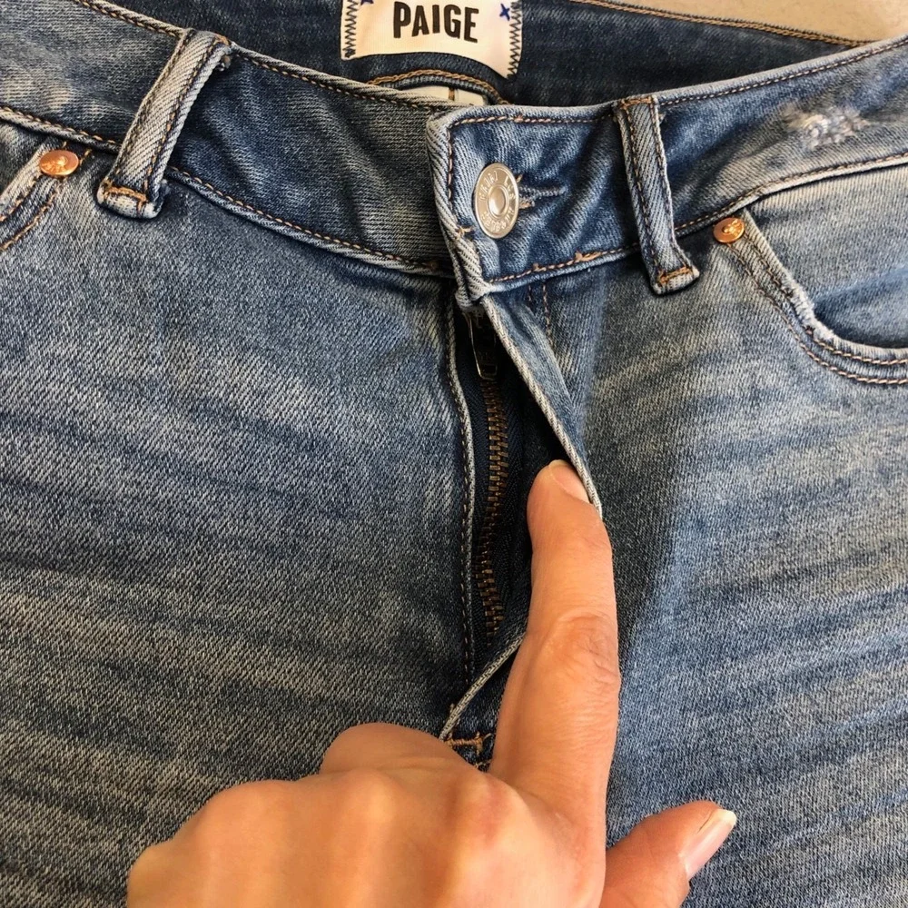 Paige Jax Knee Shorts Womens 26 2 Blue Denim Stretch Distressed Mid Rise‎